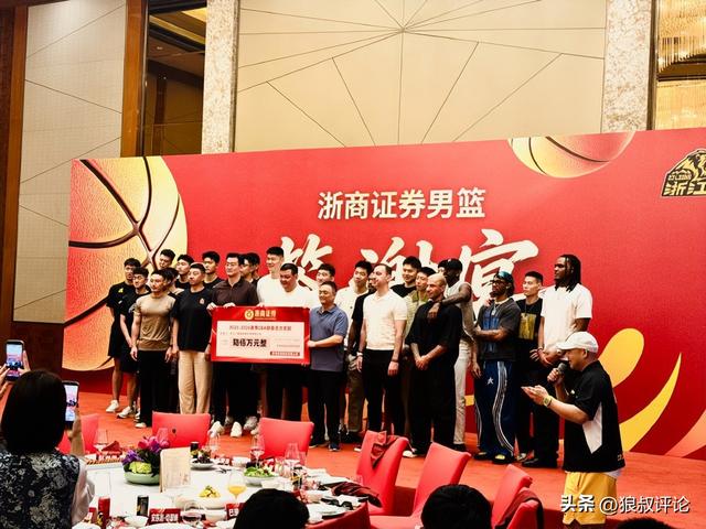 纽约小子阿尔瓦拉多:从落选到冠军,命运太疯狂